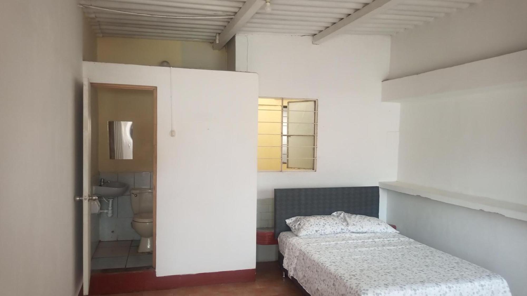 Casas Cueva Apartment ตุมเบส ภายนอก รูปภาพ